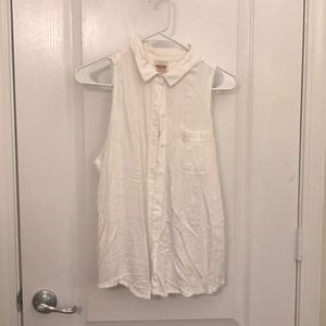 Collared Button up tank